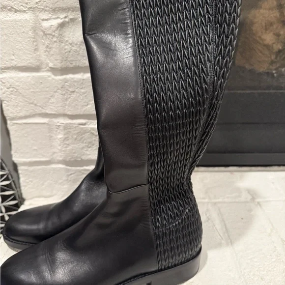 Knee High COLE HAAN Lexi GRD Women’s Strech Flat Boot Black Leather Aize 8 - Picture 2 of 5